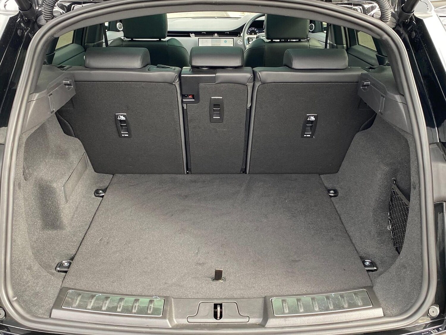 Used Land Rover Range Rover Evoque 2025 for sale - 76077741: Photo 10