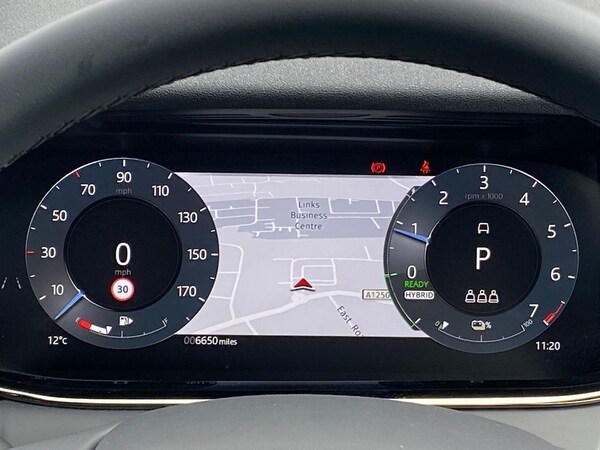 Used Land Rover Range Rover Evoque 2025 for sale - 76077741: Photo 16