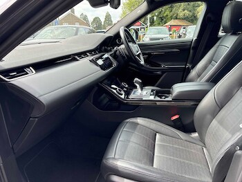 Used Land Rover Range Rover Evoque 2021 for sale - 78770301: Photo