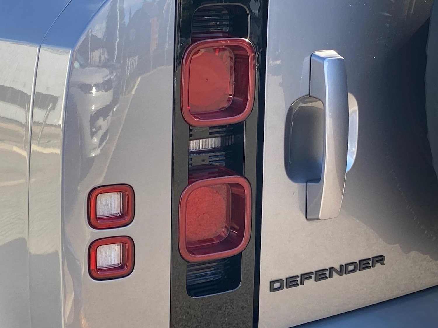 Used Land Rover Defender 2021 for sale - 76555443: Photo 19