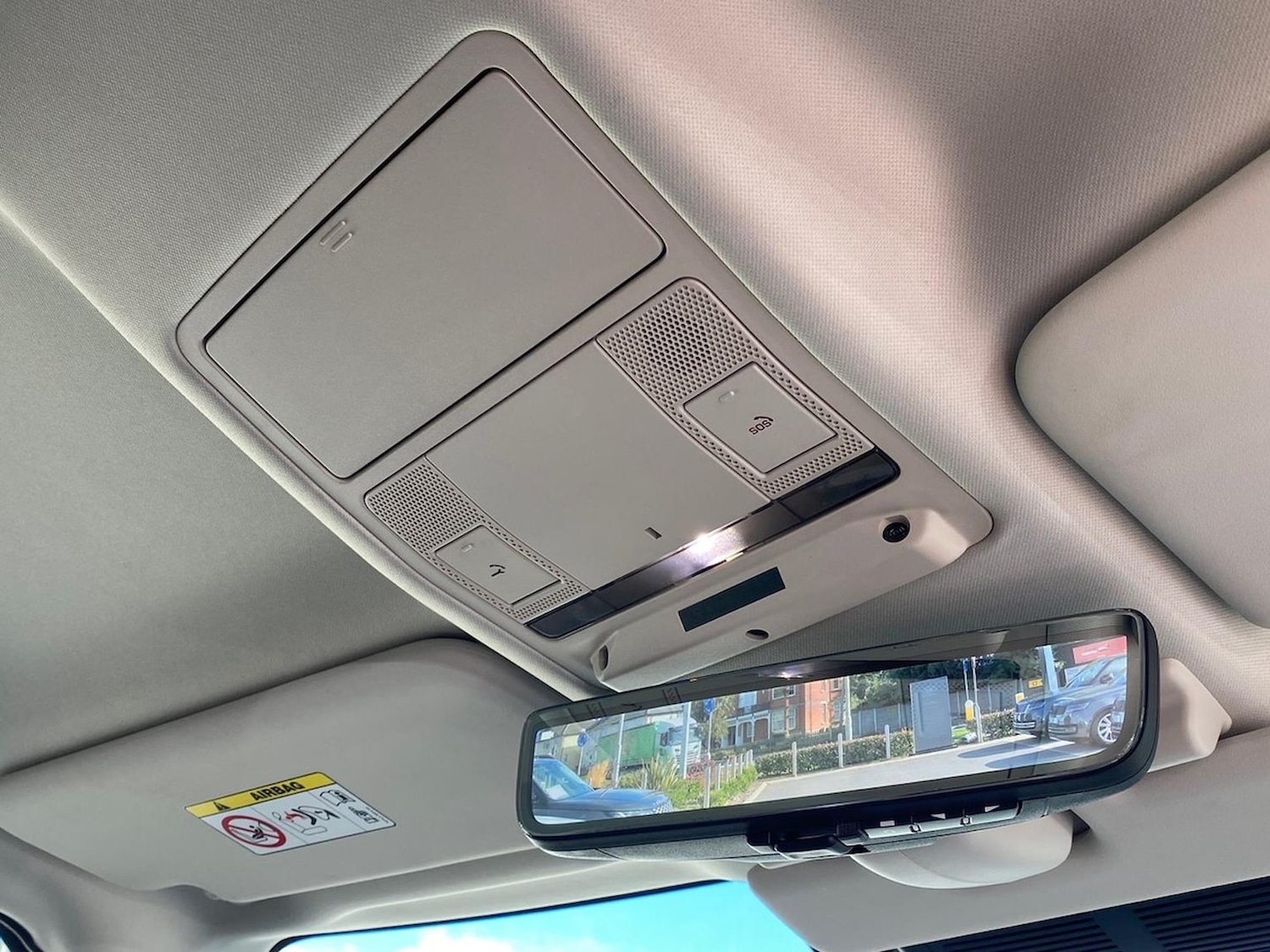 Used Land Rover Defender 2021 for sale - 76555443: Photo 27