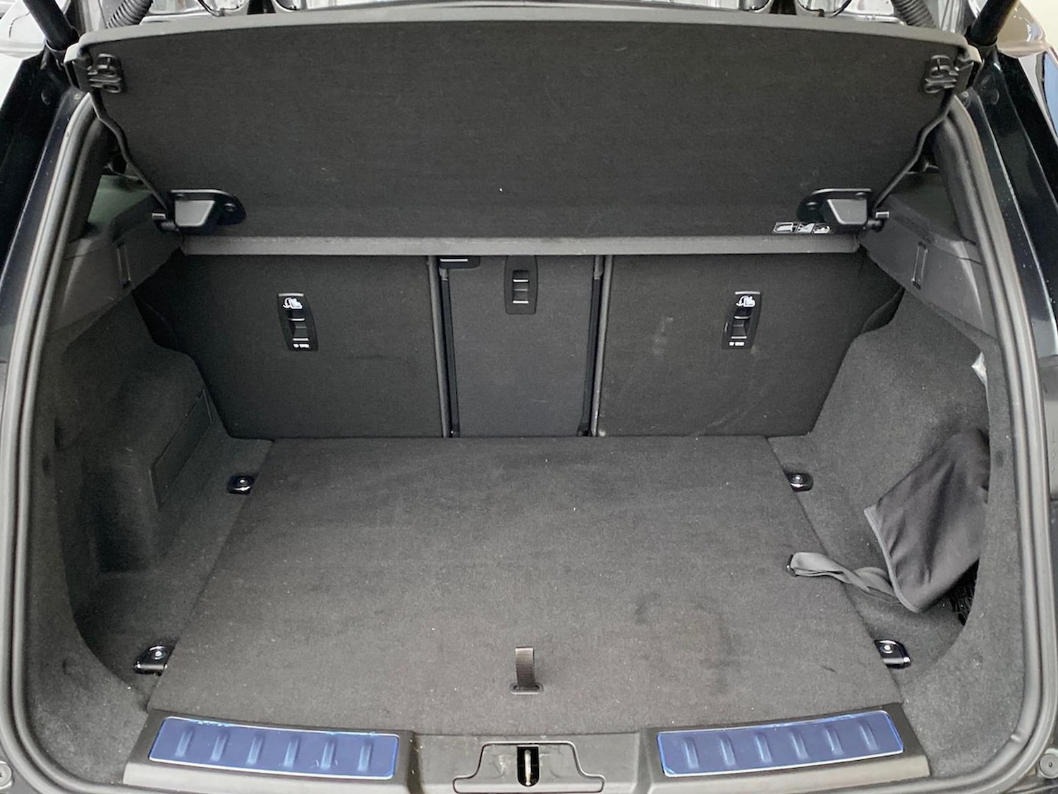 Used Land Rover Range Rover Evoque 2025 for sale - 78193784: Photo 12