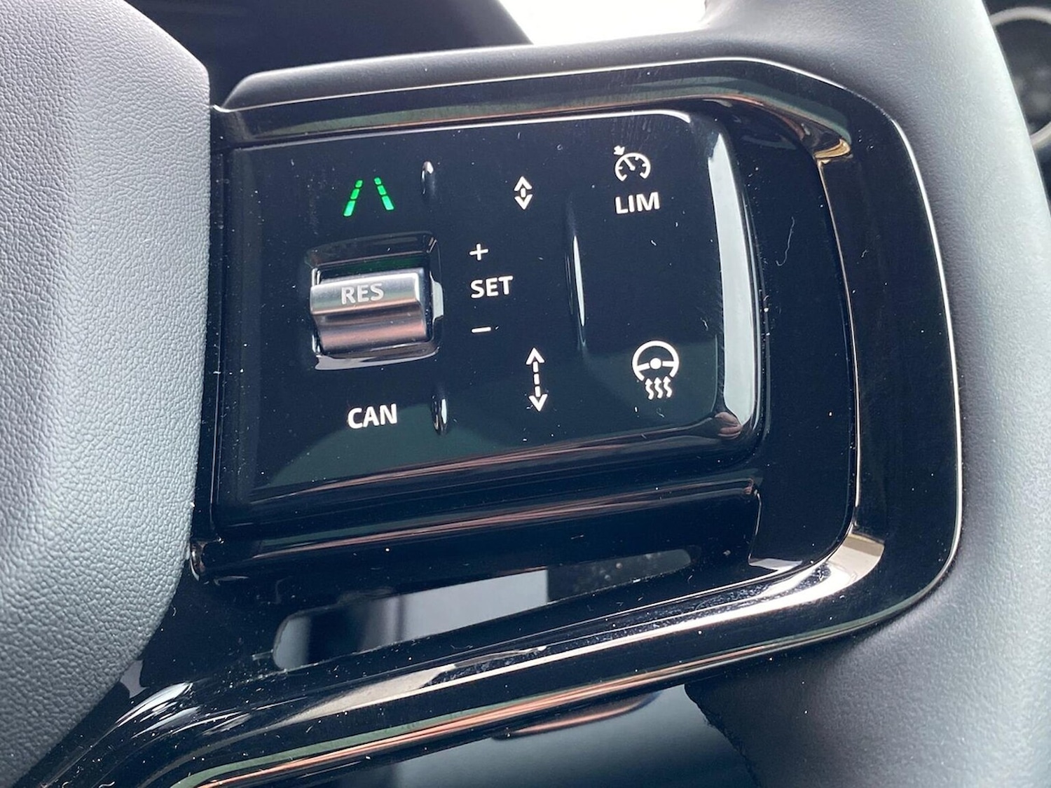 Used Land Rover Range Rover Evoque 2025 for sale - 78193784: Photo 37