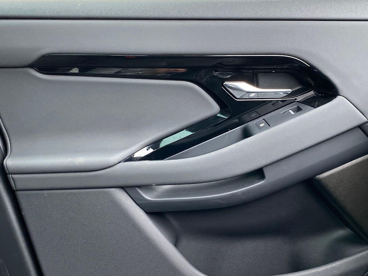 Used Land Rover Range Rover Evoque 2025 for sale - 78193784: Photo 41