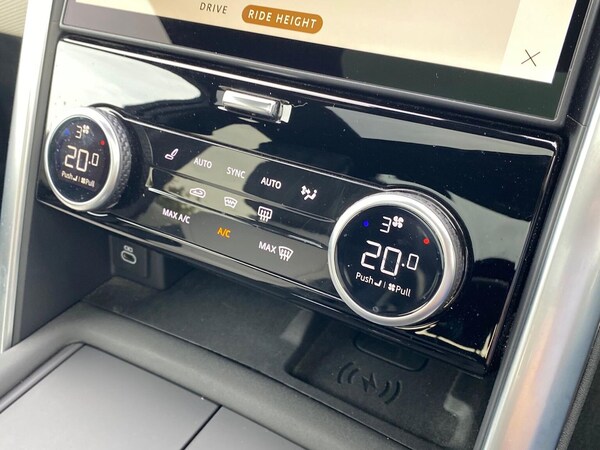 Used Land Rover Discovery 2022 for sale - 76144219: Photo 33