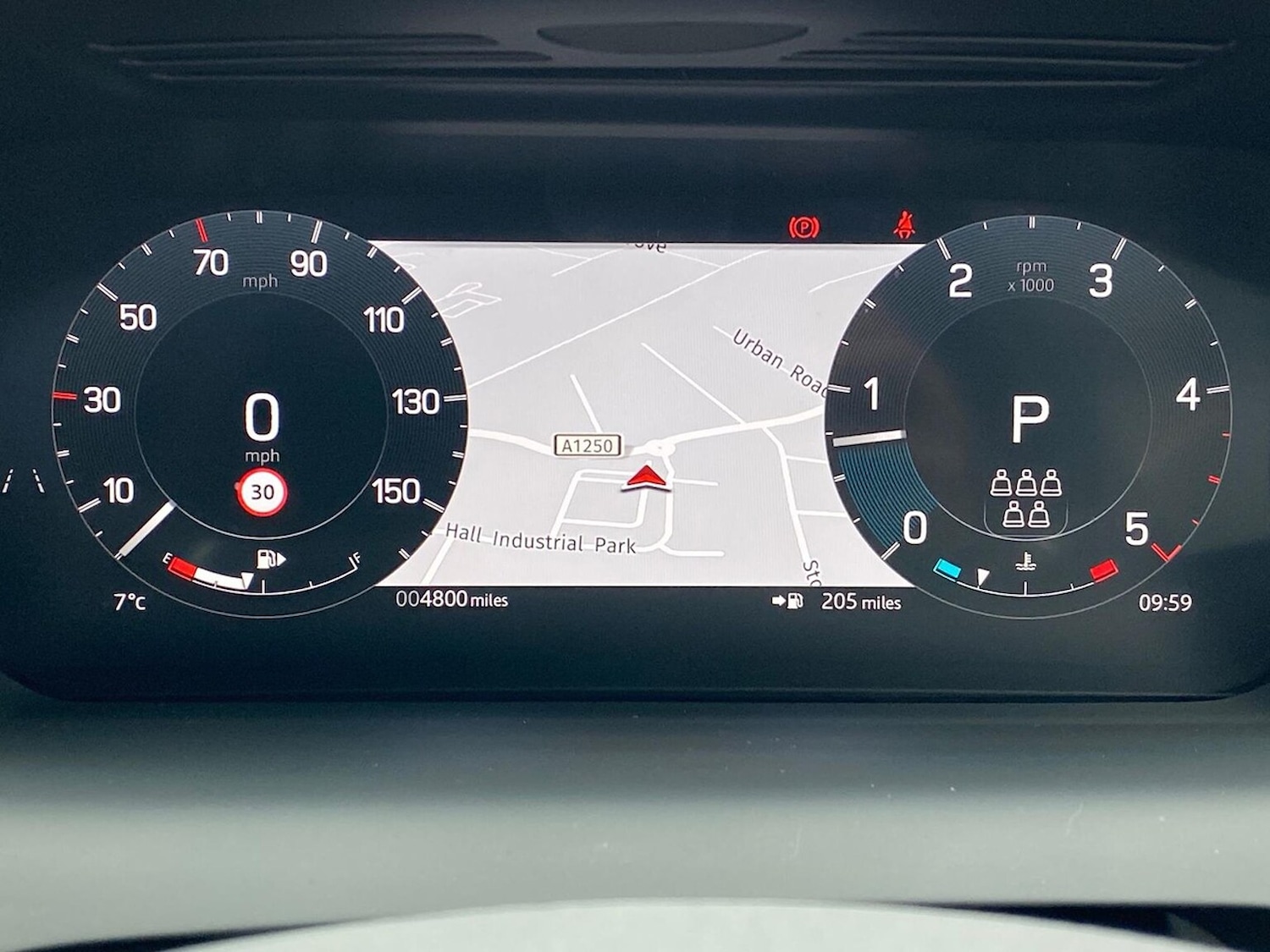 Used Land Rover Discovery Sport 2025 for sale - 77743218: Photo 16