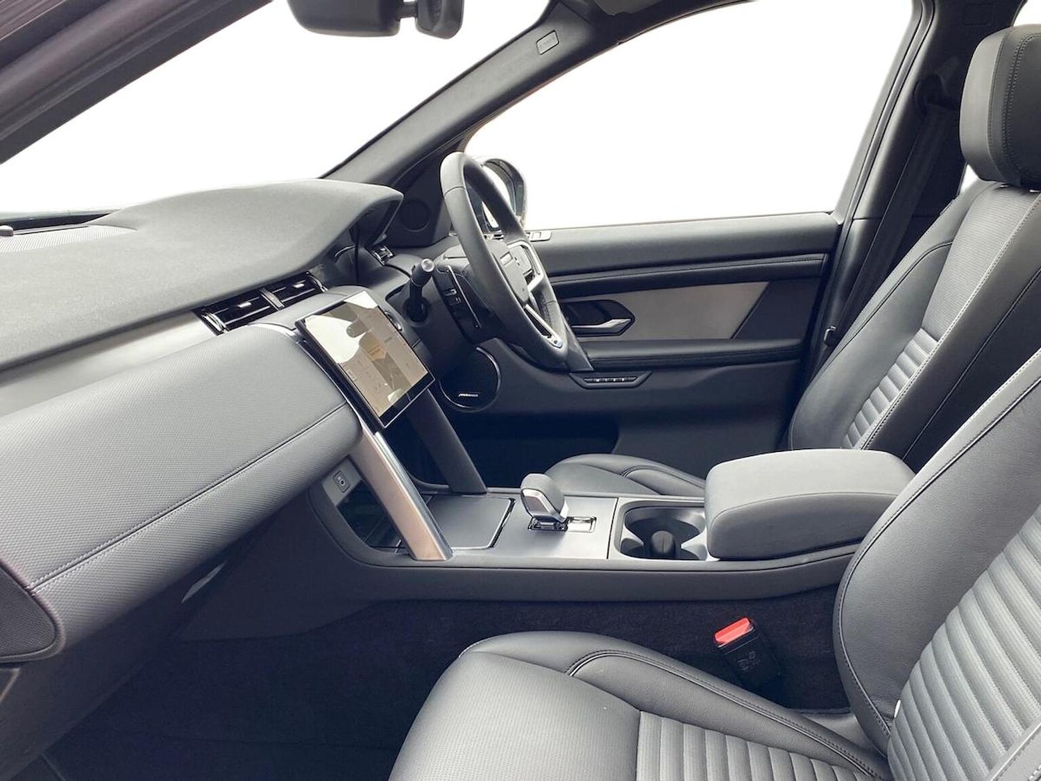 Used Land Rover Discovery Sport 2025 for sale - 77743218: Photo 3