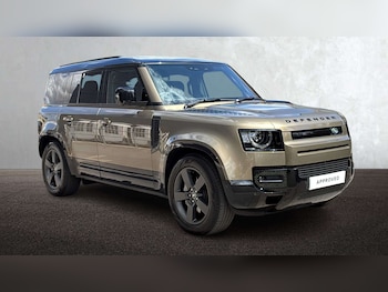 Used Land Rover Defender 2025 for sale - 79439043: Photo