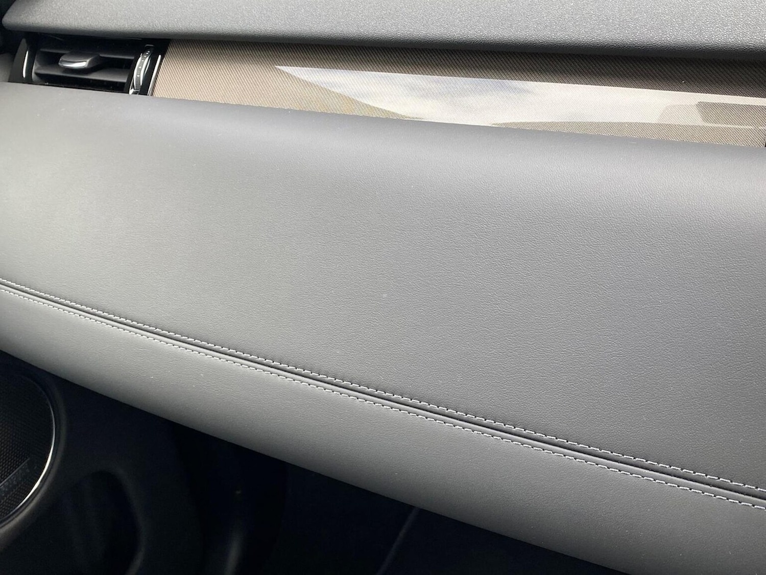 Used Land Rover Discovery Sport 2025 for sale - 77846730: Photo 41