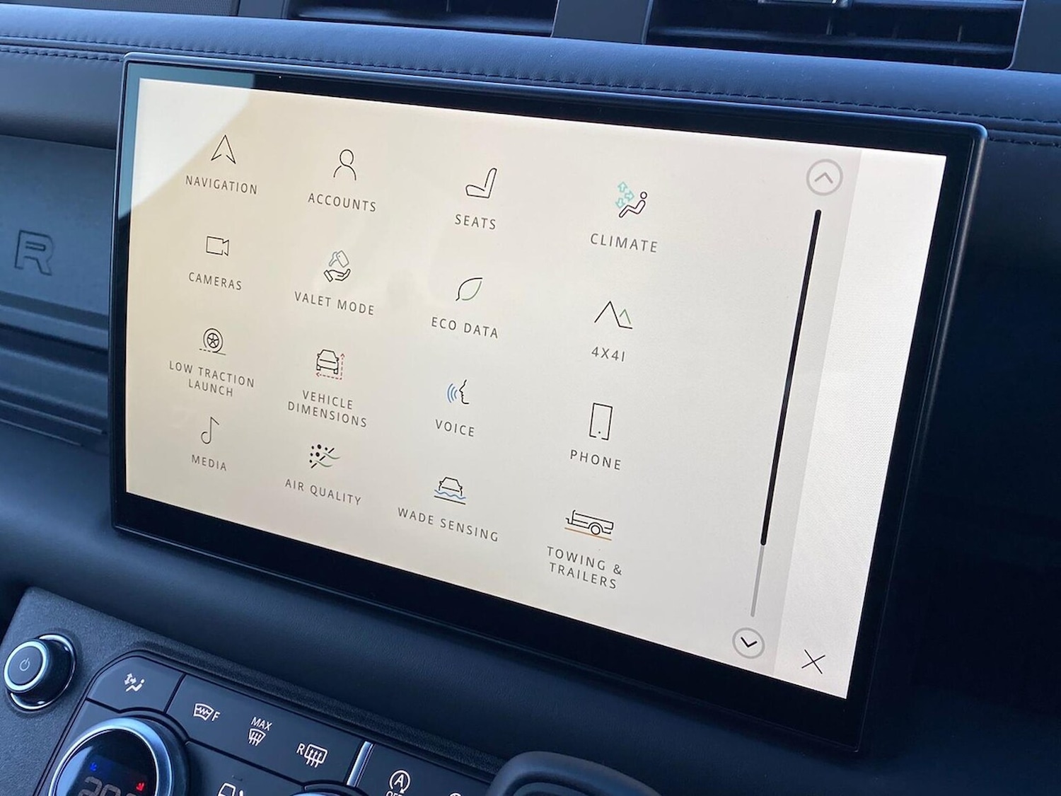 Used Land Rover Defender 2025 for sale - 76924628: Photo 29