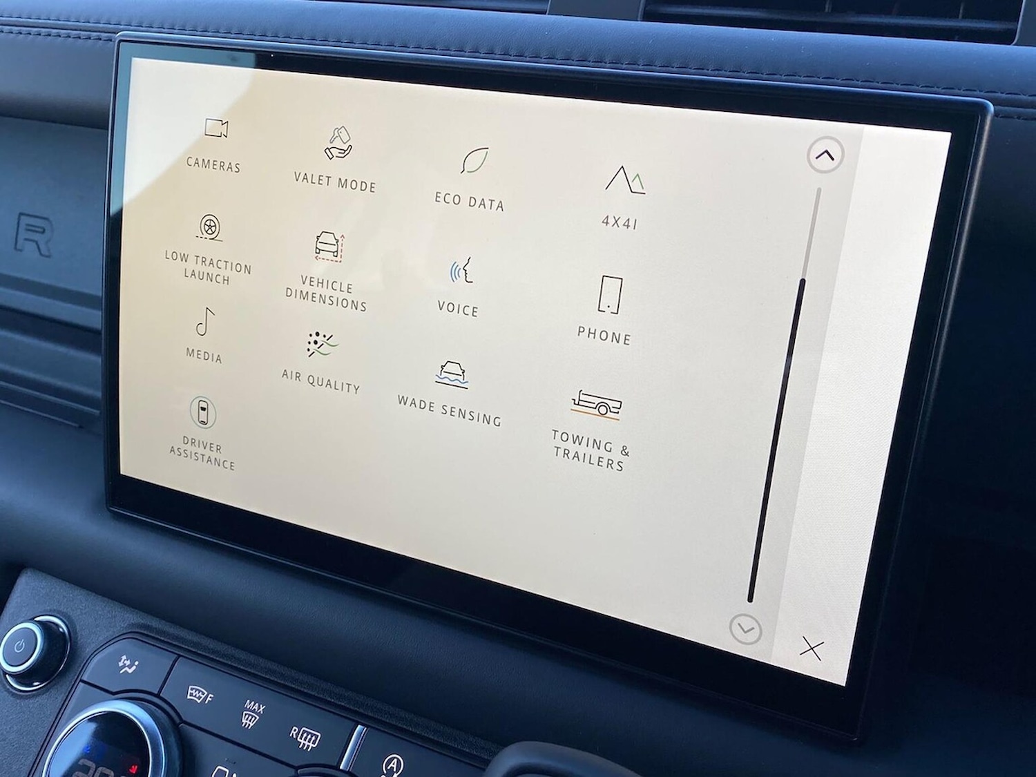 Used Land Rover Defender 2025 for sale - 76924628: Photo 30