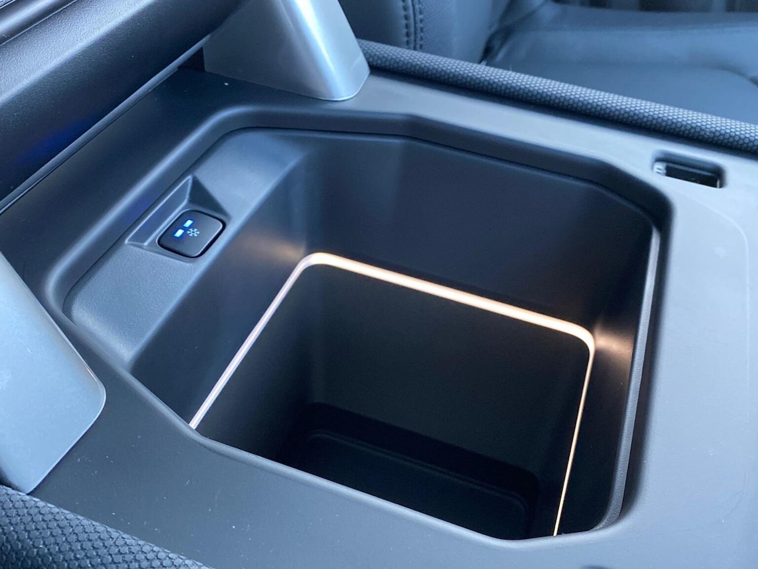 Used Land Rover Defender 2025 for sale - 76924628: Photo 42