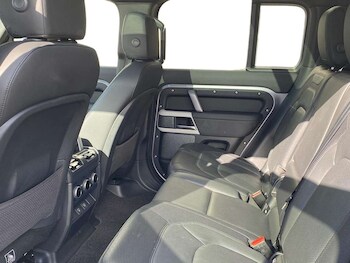 Used Land Rover Defender 2024 for sale - 78326329: Photo