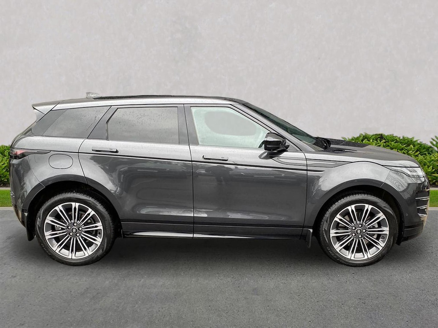 Used Land Rover Range Rover Evoque 2025 for sale - 77543825: Photo 5