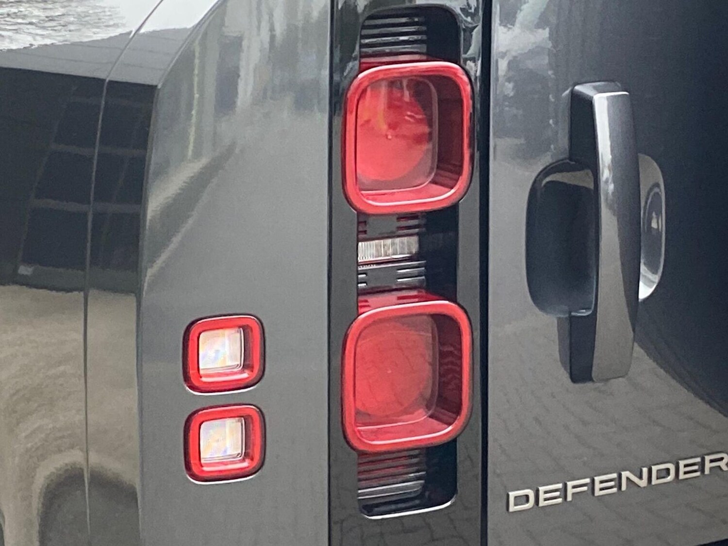 Used Land Rover Defender 2024 for sale - 77845293: Photo 19