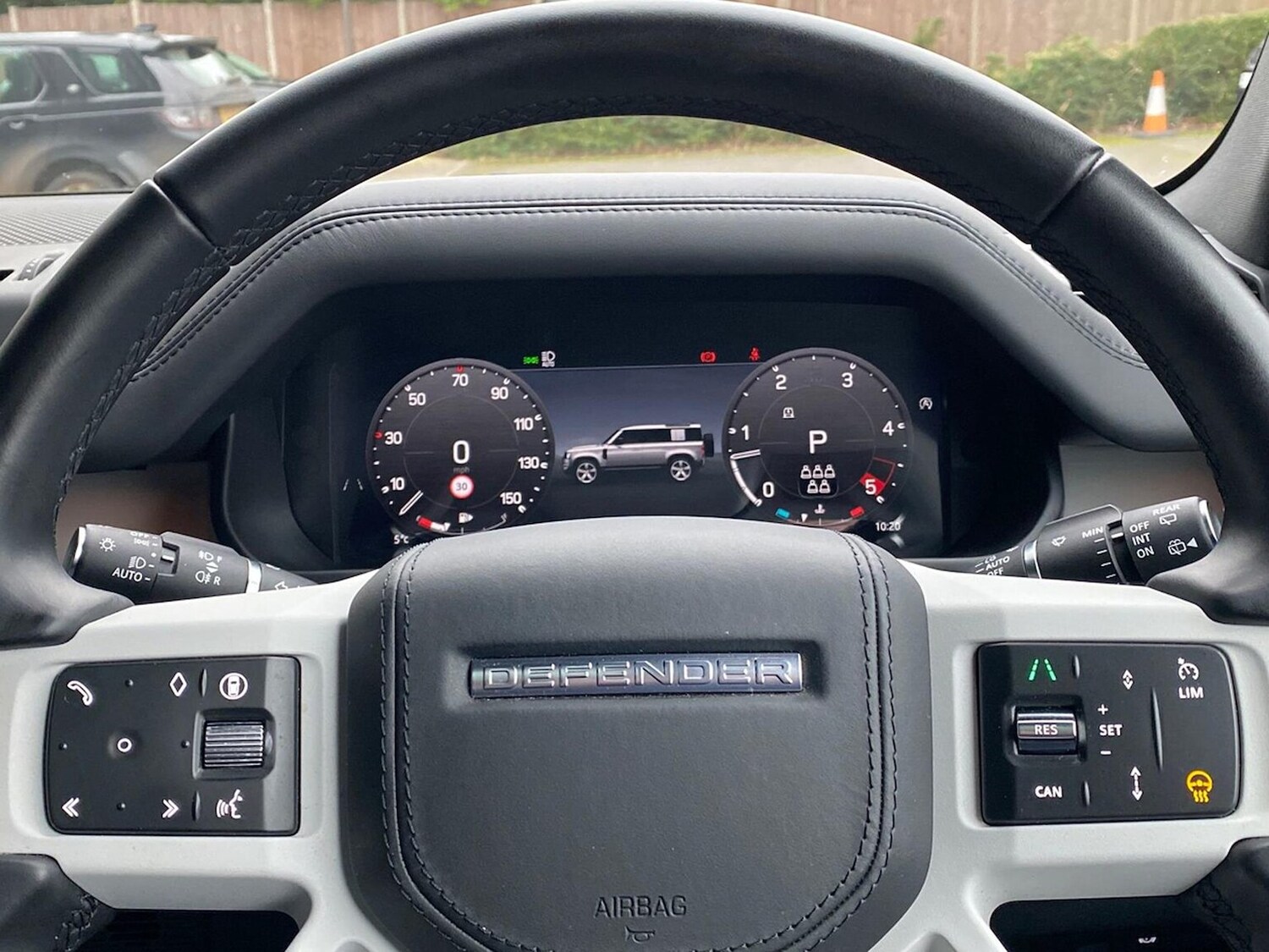 Used Land Rover Defender 2024 for sale - 77845293: Photo 27