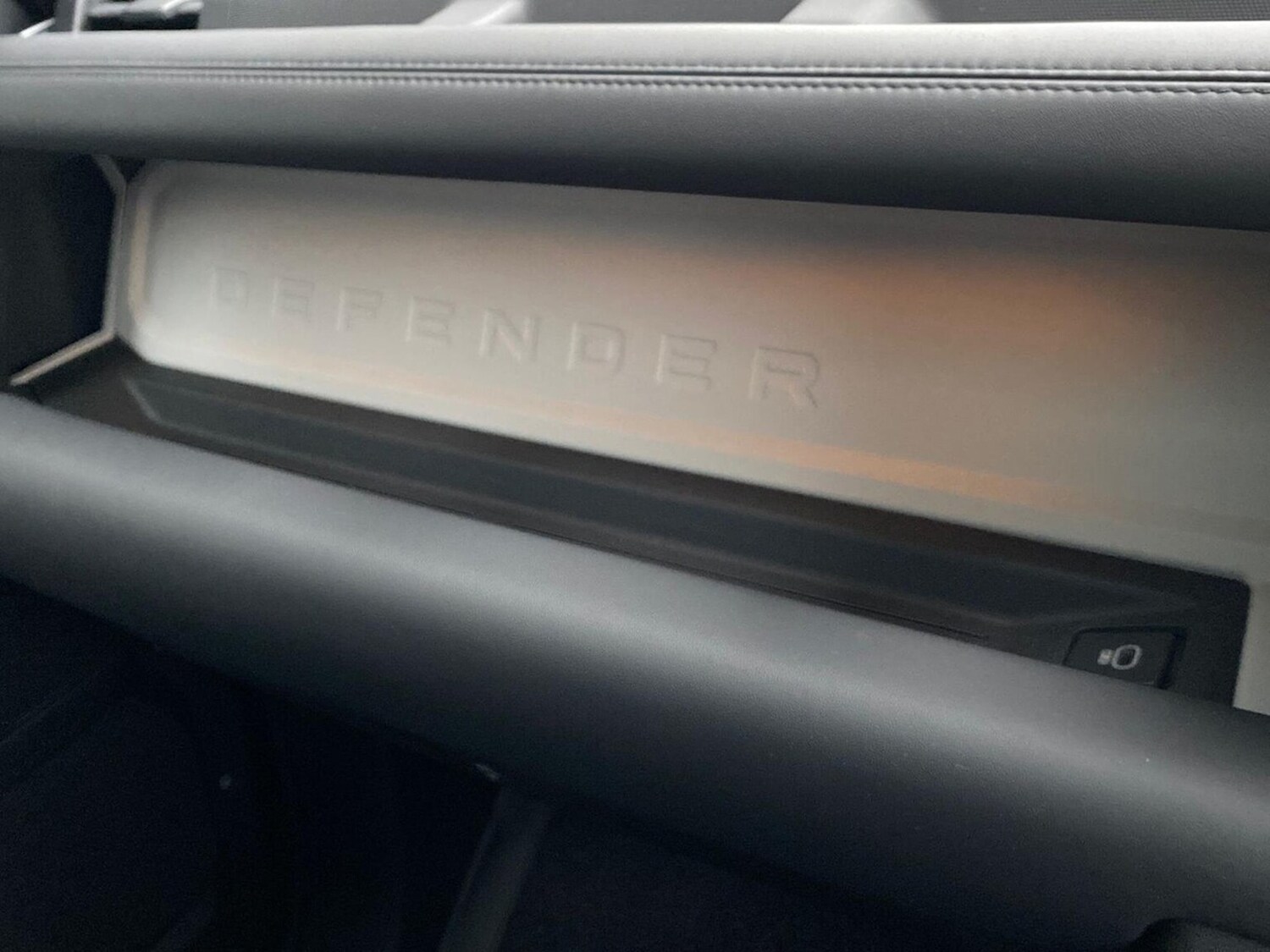 Used Land Rover Defender 2024 for sale - 77845293: Photo 38