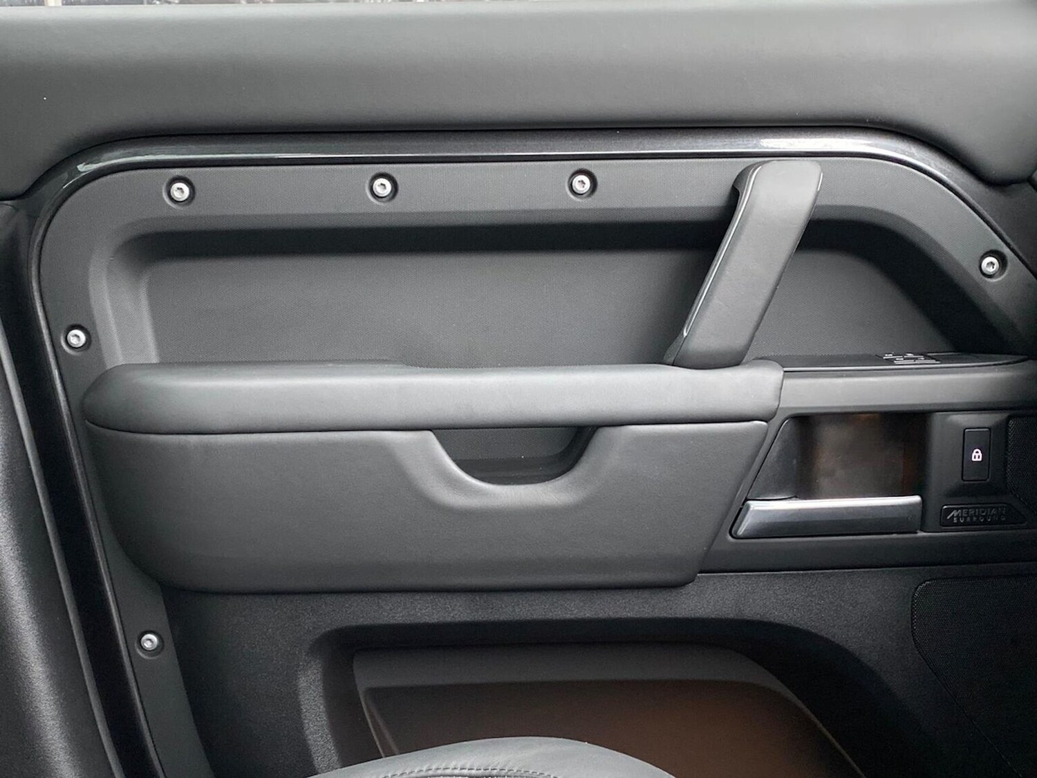 Used Land Rover Defender 2024 for sale - 77845293: Photo 39