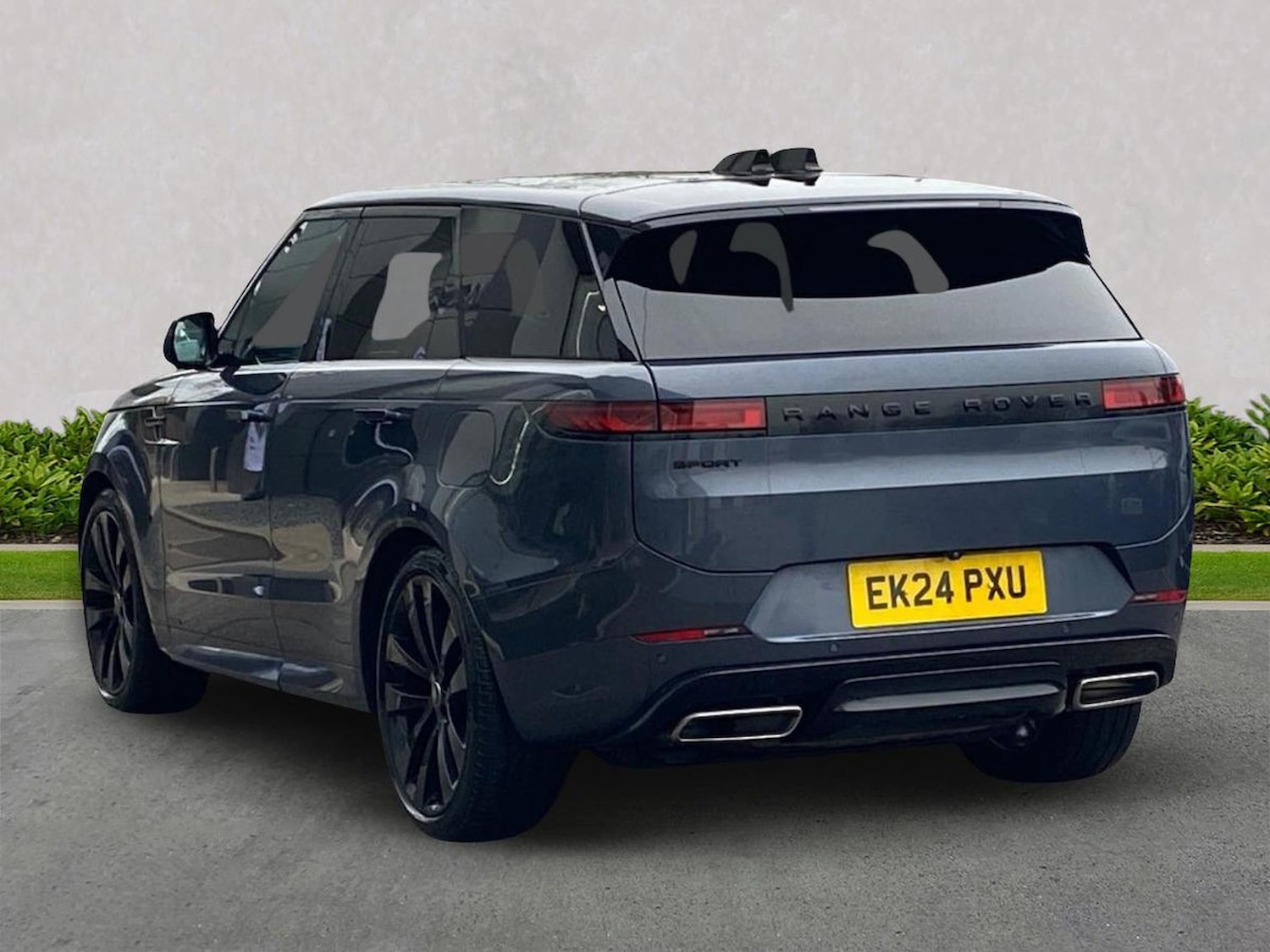 Used Land Rover Range Rover Sport 2024 for sale - 78193752: Photo 2