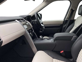 Used Land Rover Discovery 2025 for sale - 78326369: Photo