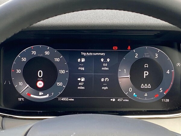 Used Land Rover Range Rover Evoque 2025 for sale - 76144216: Photo 16