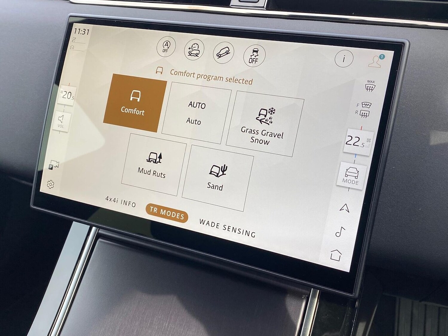 Used Land Rover Range Rover Evoque 2025 for sale - 76144216: Photo 37