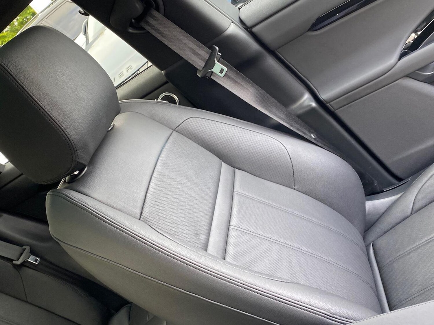 Used Land Rover Range Rover Evoque 2025 for sale - 76144216: Photo 43