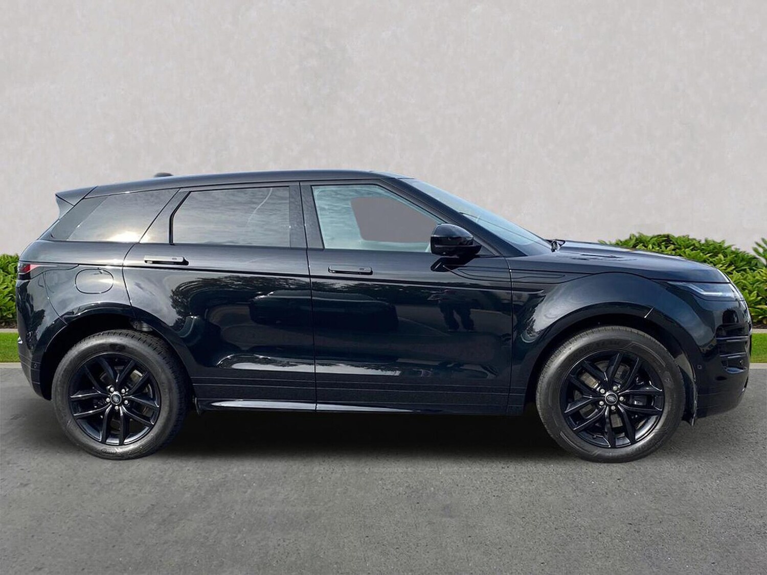 Used Land Rover Range Rover Evoque 2025 for sale - 76144216: Photo 5