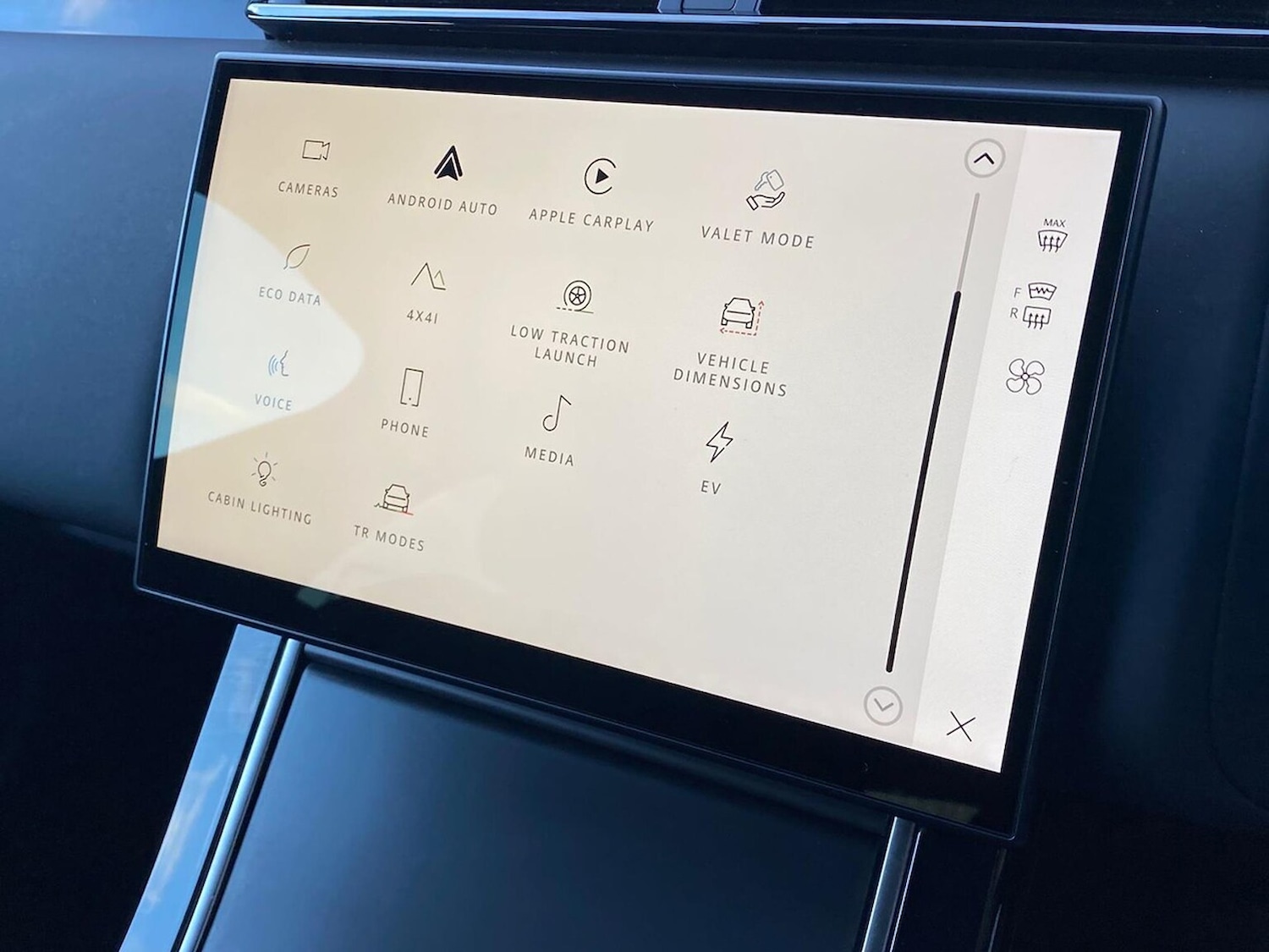 Used Land Rover Range Rover Velar 2023 for sale - 76911220: Photo 23