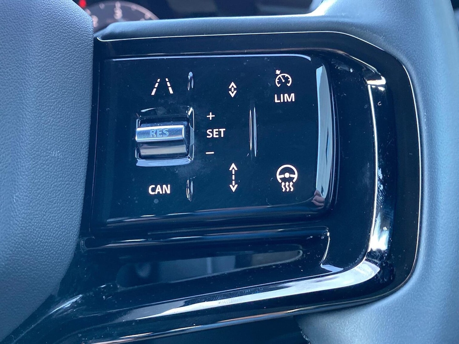 Used Land Rover Range Rover Velar 2023 for sale - 76911220: Photo 29