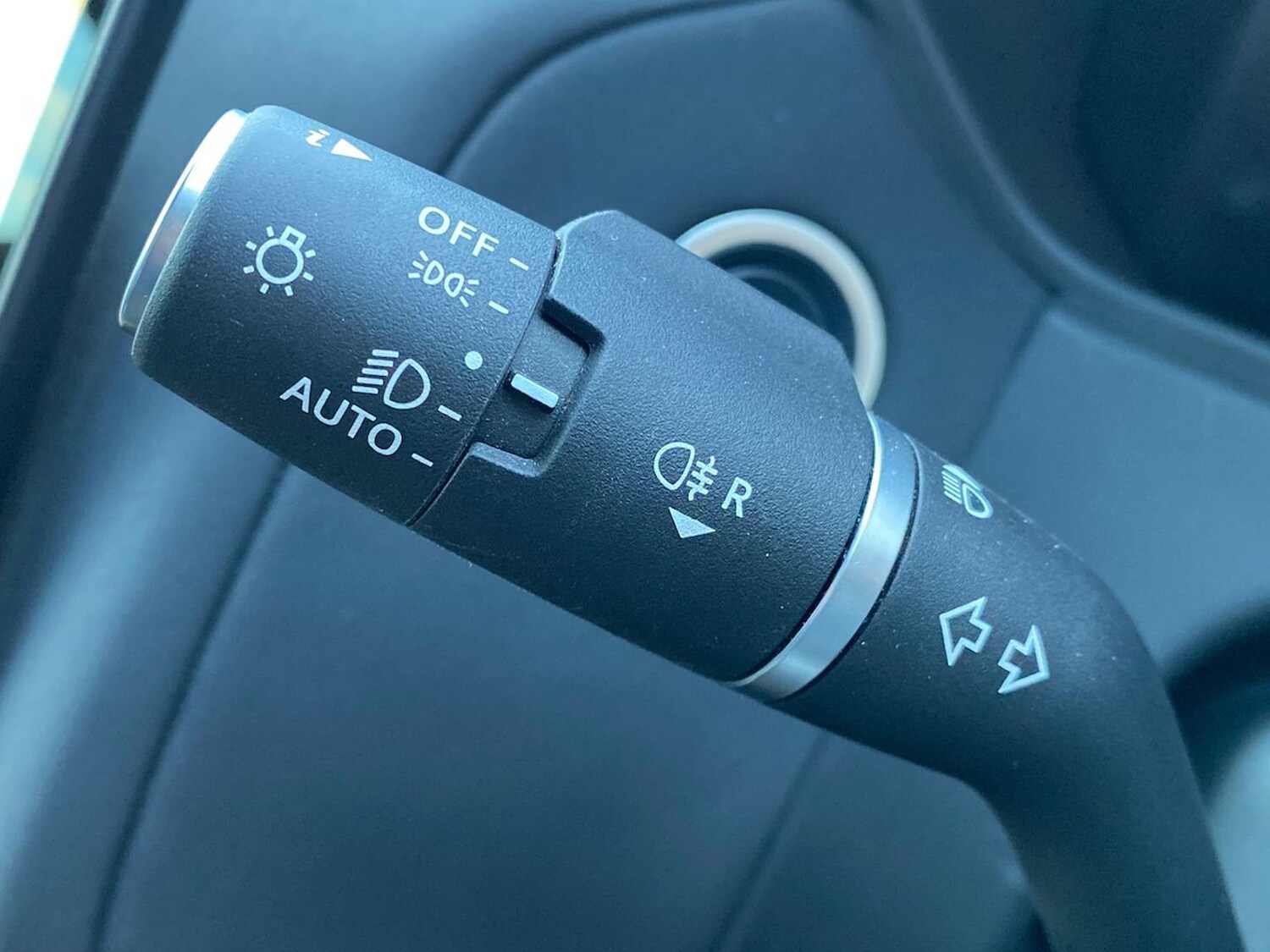 Used Land Rover Range Rover Velar 2023 for sale - 76911220: Photo 30