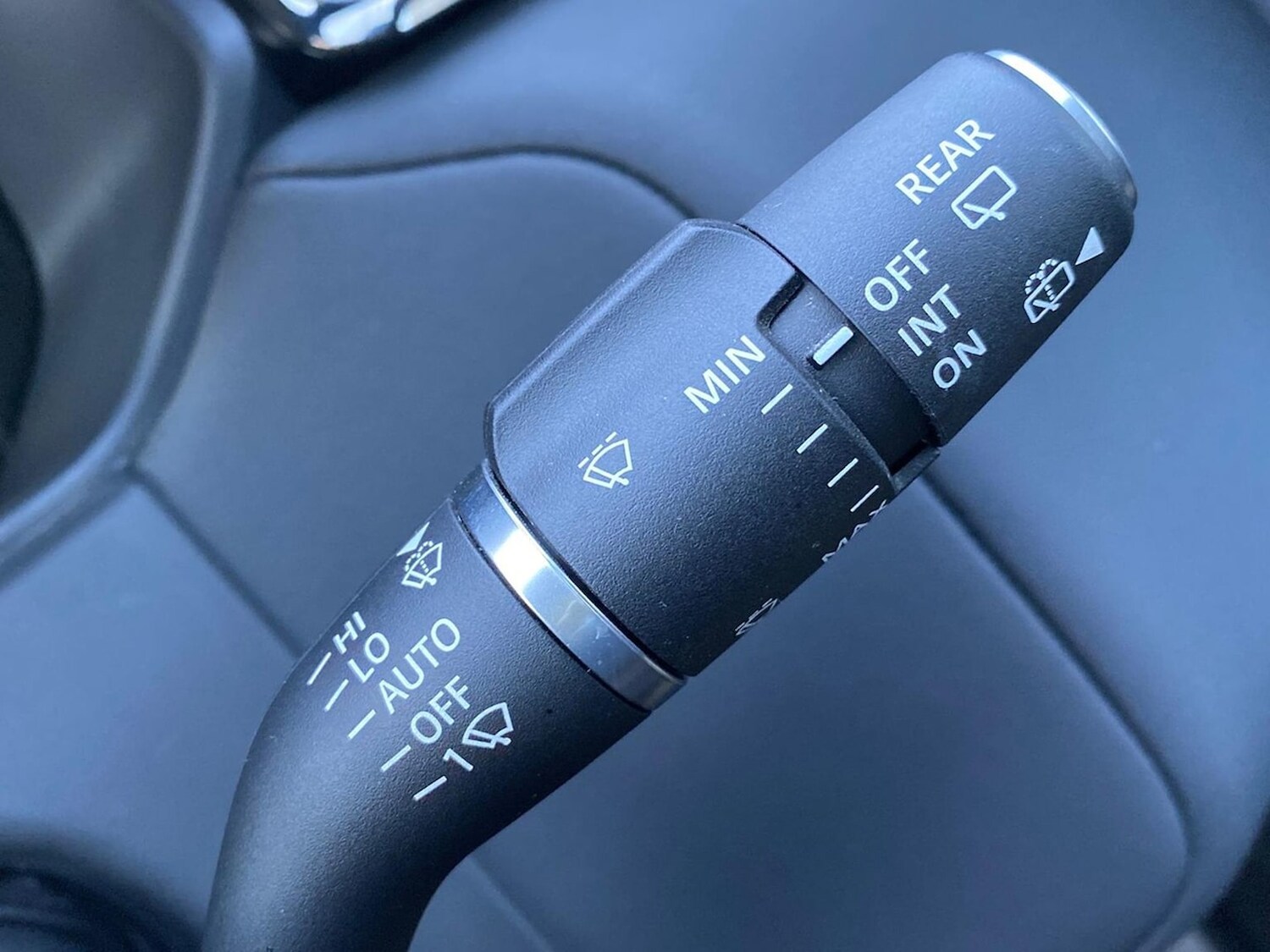 Used Land Rover Range Rover Velar 2023 for sale - 76911220: Photo 31