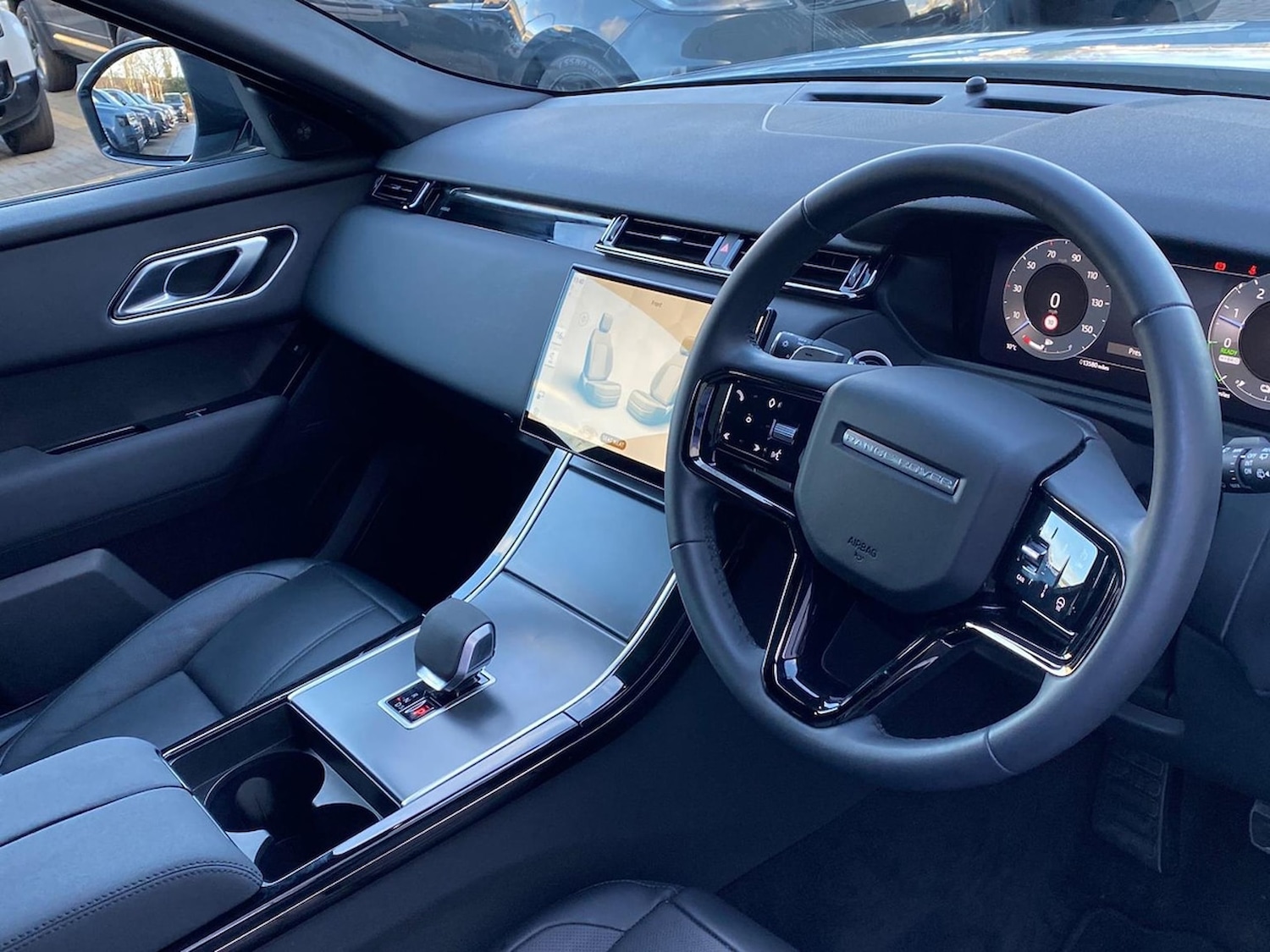 Used Land Rover Range Rover Velar 2023 for sale - 76911220: Photo 34