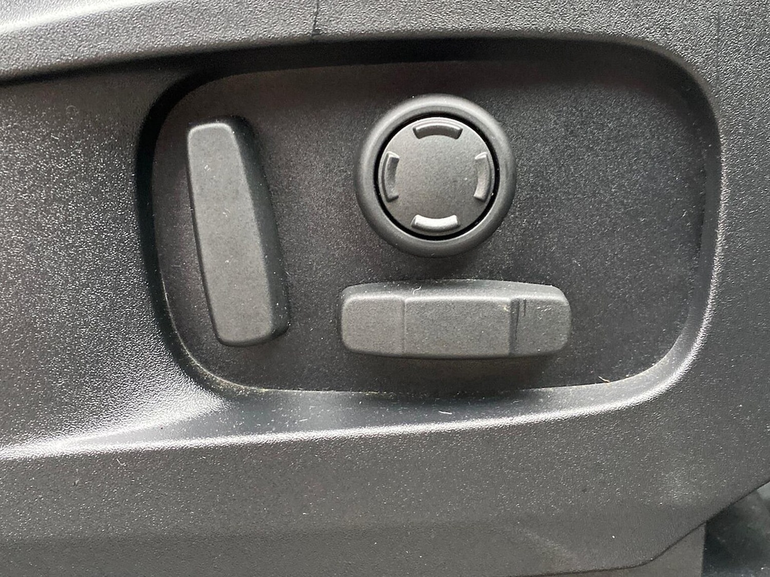 Used Land Rover Defender 2022 for sale - 77901722: Photo 25