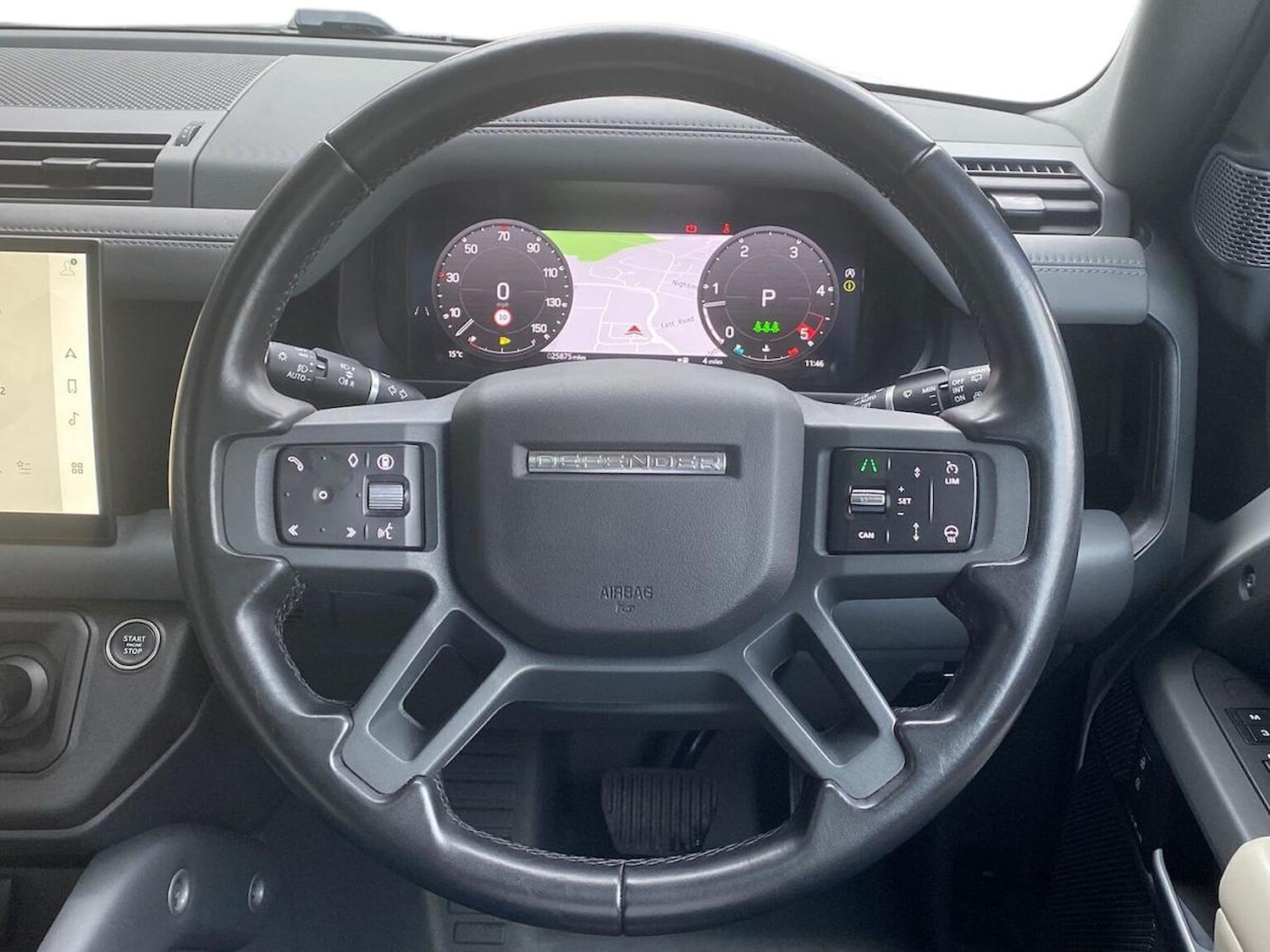 Used Land Rover Defender 2024 for sale - 76450601: Photo 15