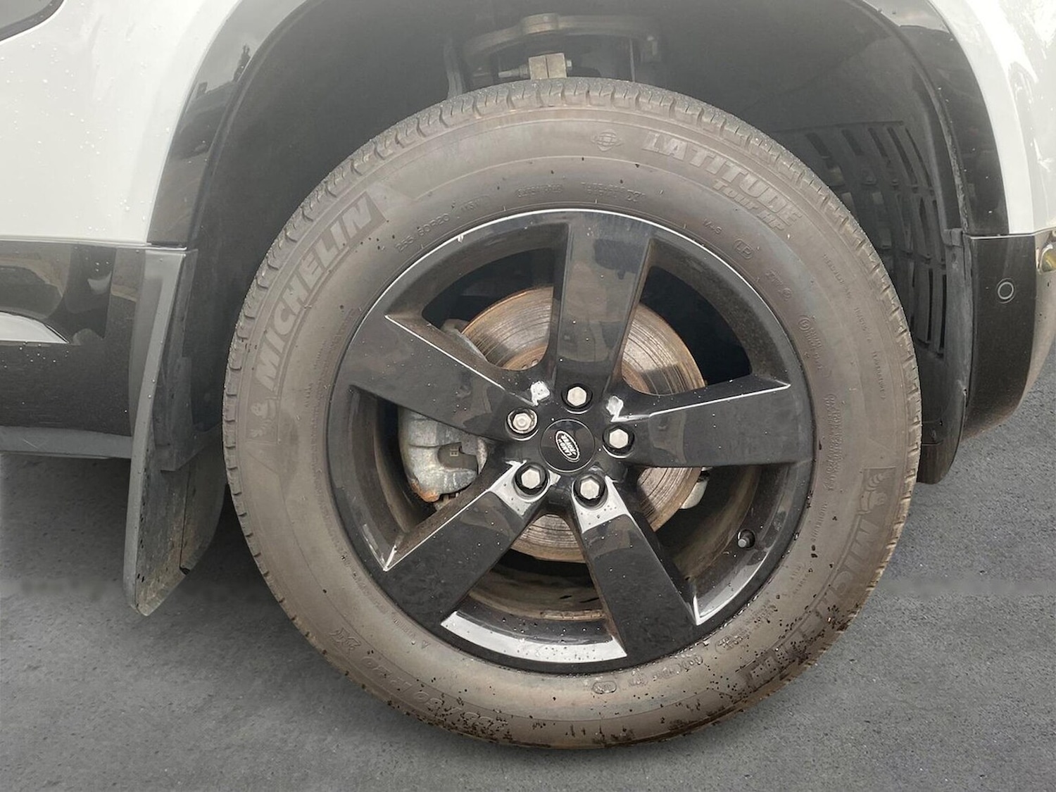 Used Land Rover Defender 2024 for sale - 76450601: Photo 8