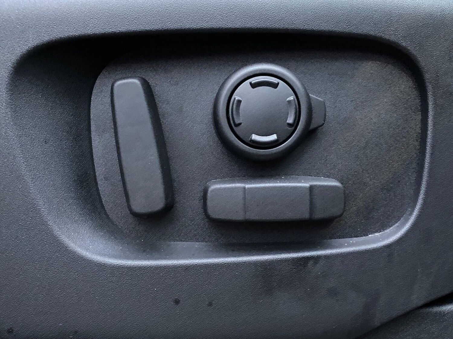 Used Land Rover Discovery 2023 for sale - 77487698: Photo 25