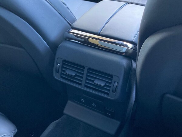 Used Land Rover Range Rover Velar 2025 for sale - 76193209: Photo 18