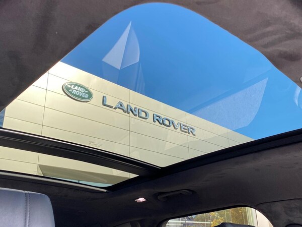 Used Land Rover Range Rover Velar 2025 for sale - 76193209: Photo 21
