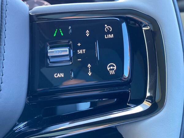 Used Land Rover Range Rover Velar 2025 for sale - 76193209: Photo 35