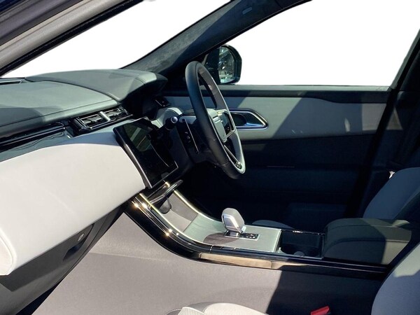Used Land Rover Range Rover Velar 2025 for sale - 76193209: Photo 3