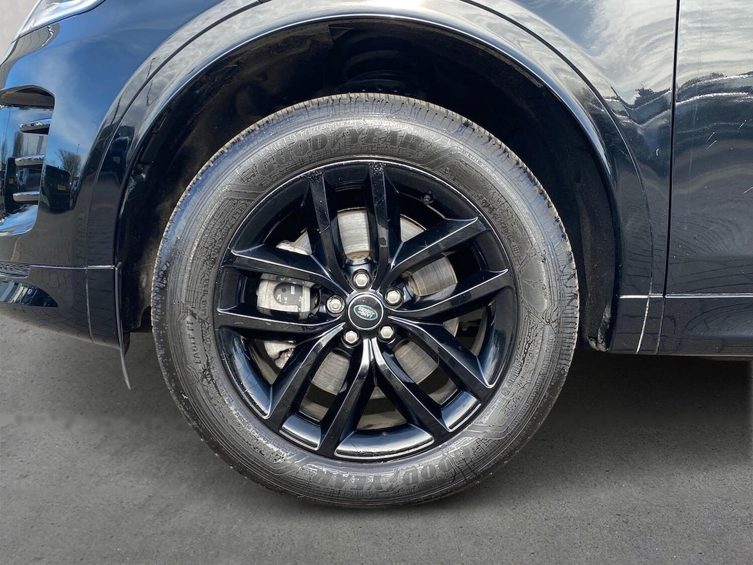 Used Land Rover Discovery Sport 2025 for sale - 78193739: Photo 10