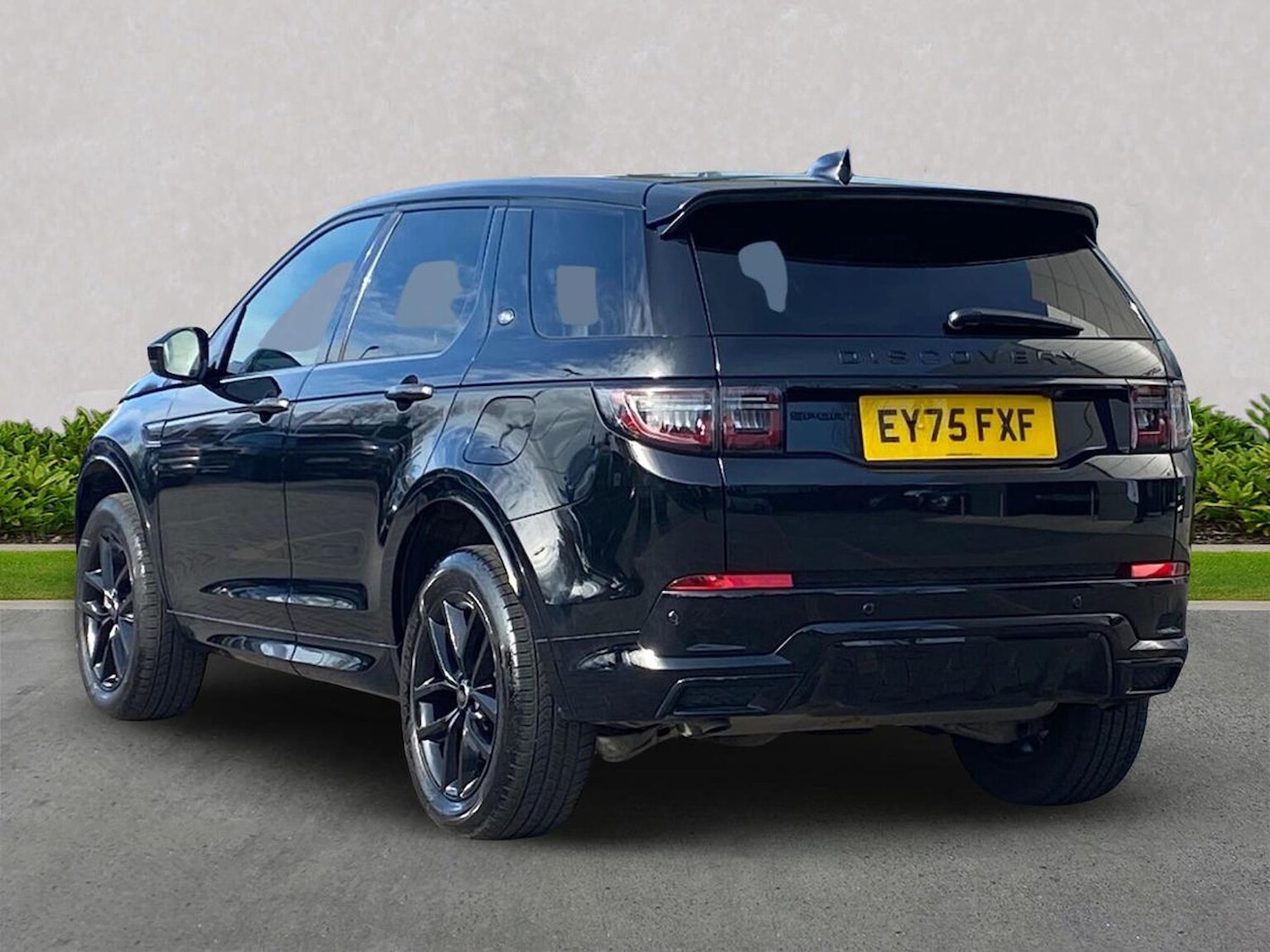 Used Land Rover Discovery Sport 2025 for sale - 78193739: Photo 2