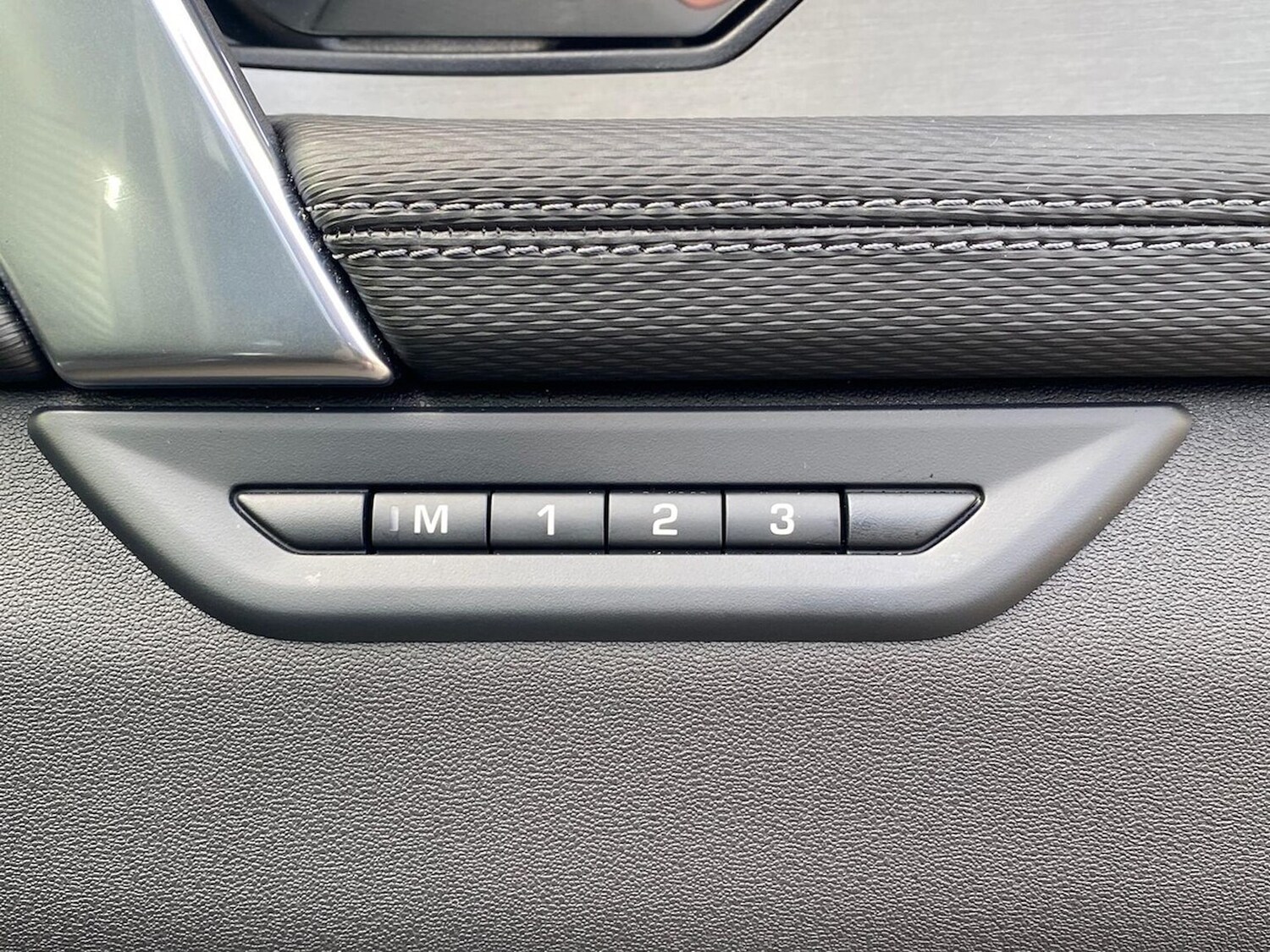 Used Land Rover Discovery Sport 2025 for sale - 78193739: Photo 27