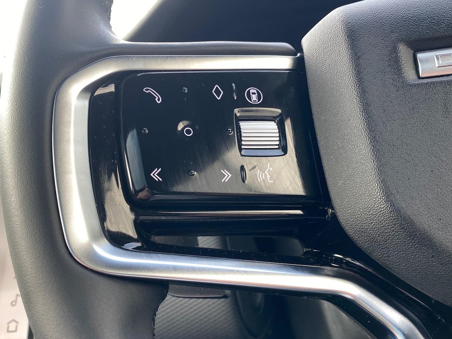 Used Land Rover Discovery Sport 2025 for sale - 78193739: Photo 40