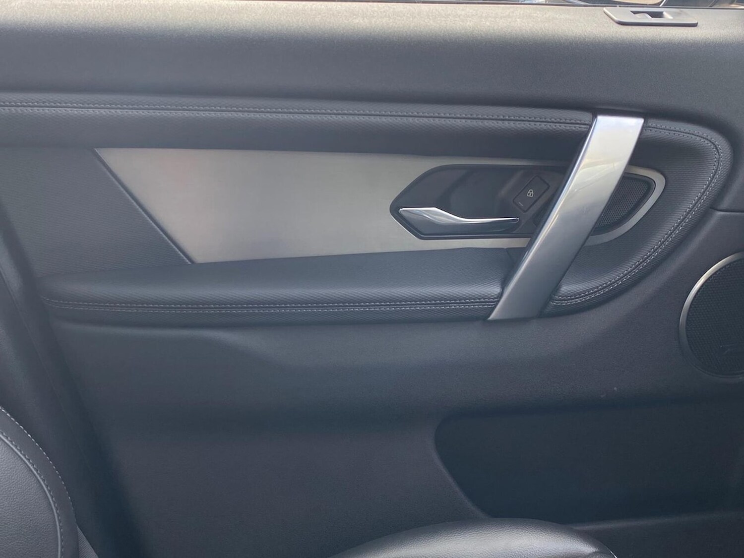 Used Land Rover Discovery Sport 2025 for sale - 78193739: Photo 45