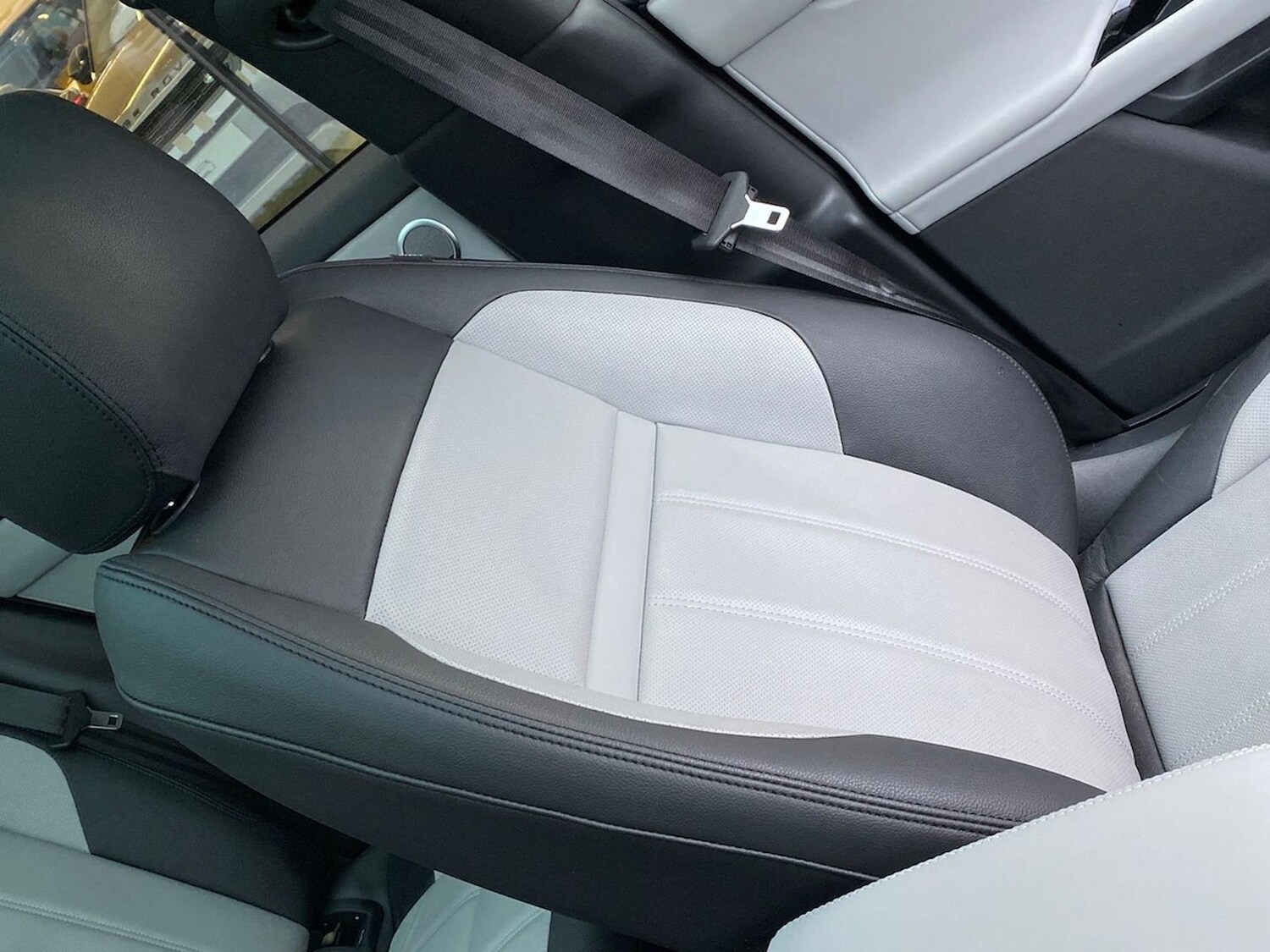 Used Land Rover Range Rover Evoque 2025 for sale - 77487775: Photo 43