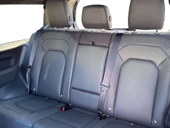 Used Land Rover Defender 2024 for sale - 78310599: Photo