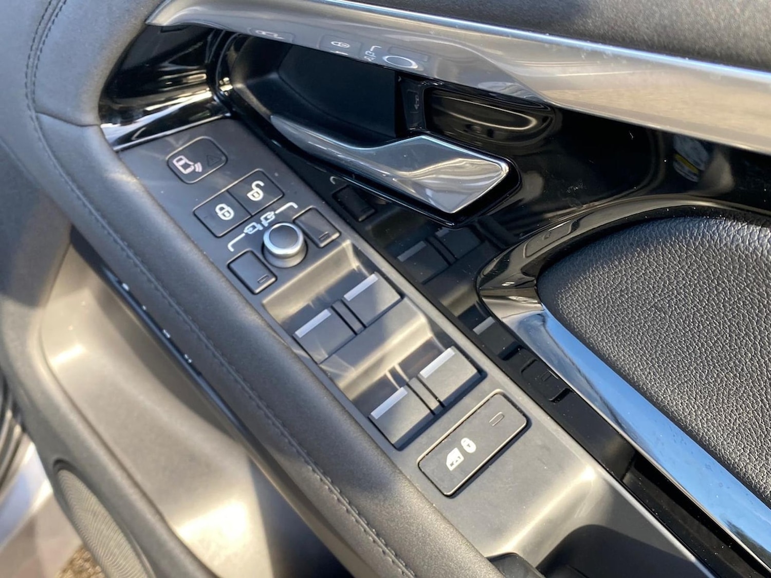 Used Land Rover Range Rover Evoque 2019 for sale - 76777339: Photo 24