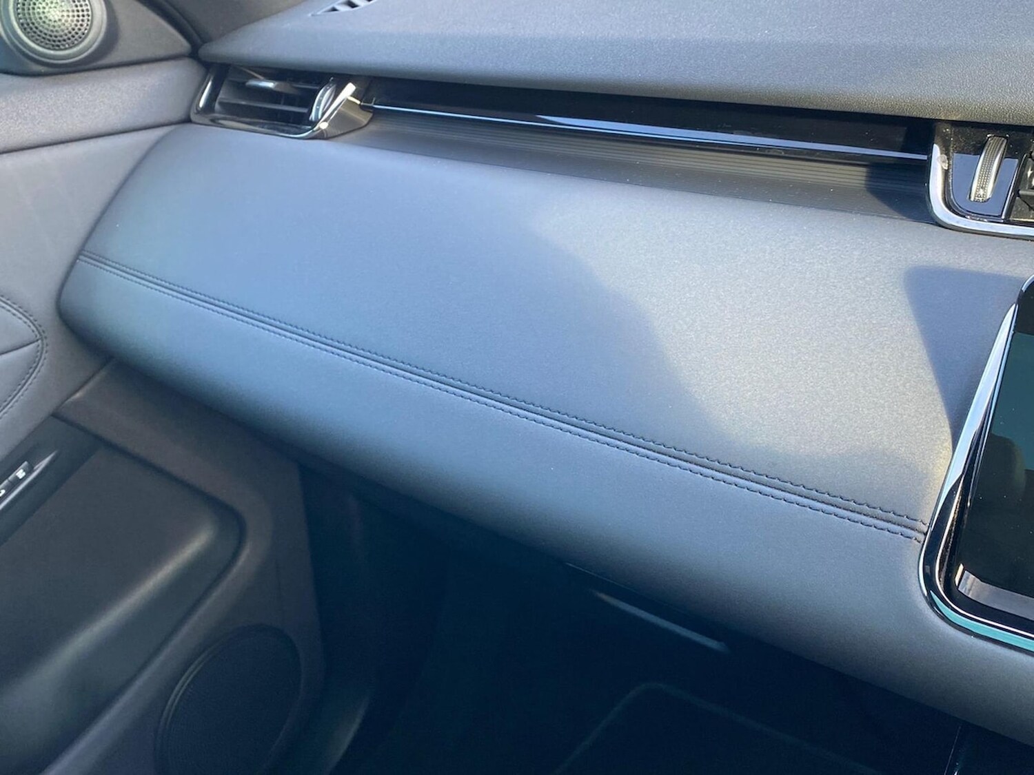 Used Land Rover Range Rover Evoque 2019 for sale - 76777339: Photo 29